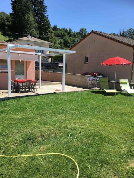 Le Coin Tranquille Au Pied Du Puy De Dome Apartment Pontgibaud Bagian luar foto